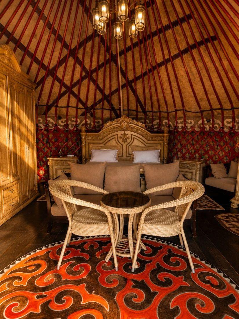 VIP yurt